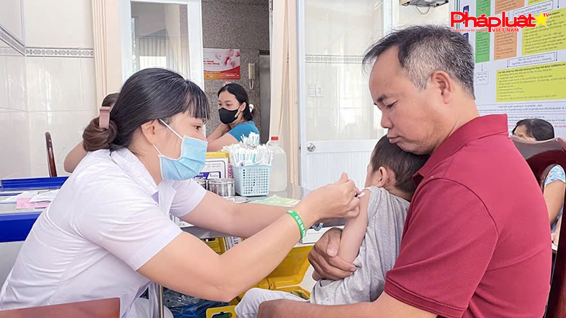 Bản tin Y tế ngày 28/11/2024 - Bộ Y tế: Khẩn trương rà soát, tổ chức tiêm bù vaccine sởi cho trẻ     