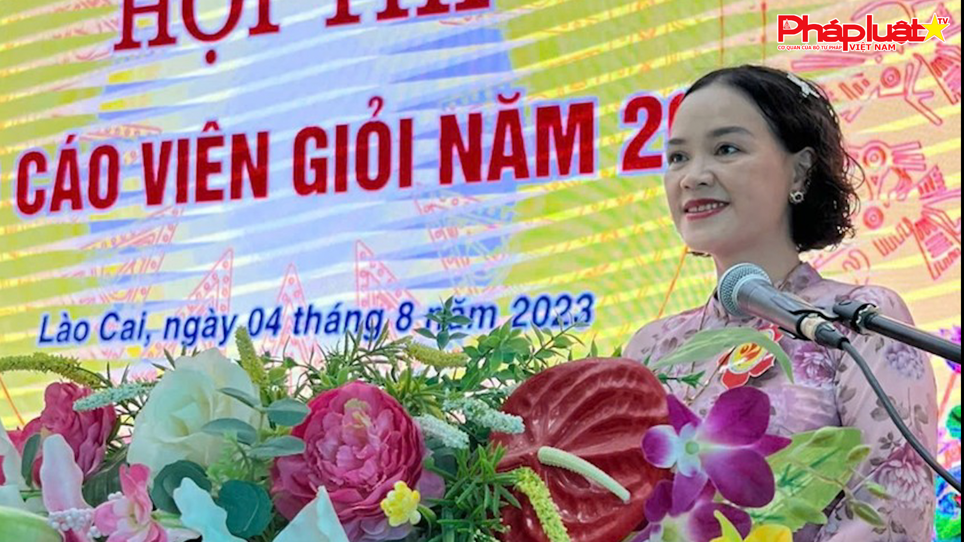 Bản tin Gương sáng pháp luật ngày 25/12/2024: Nữ cán bộ Tư pháp giỏi “Cầm, kỳ, thi, họa” ở Lào Cai

