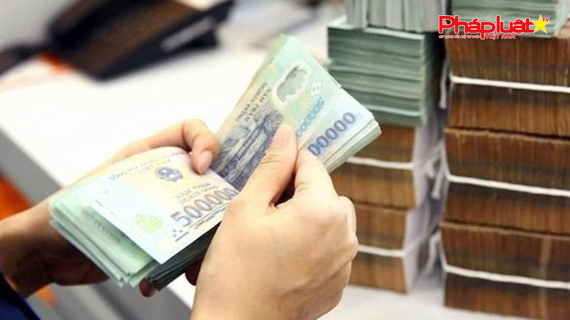 Hỗ trợ 100% lương cho người trực tiếp xây dựng pháp luật


