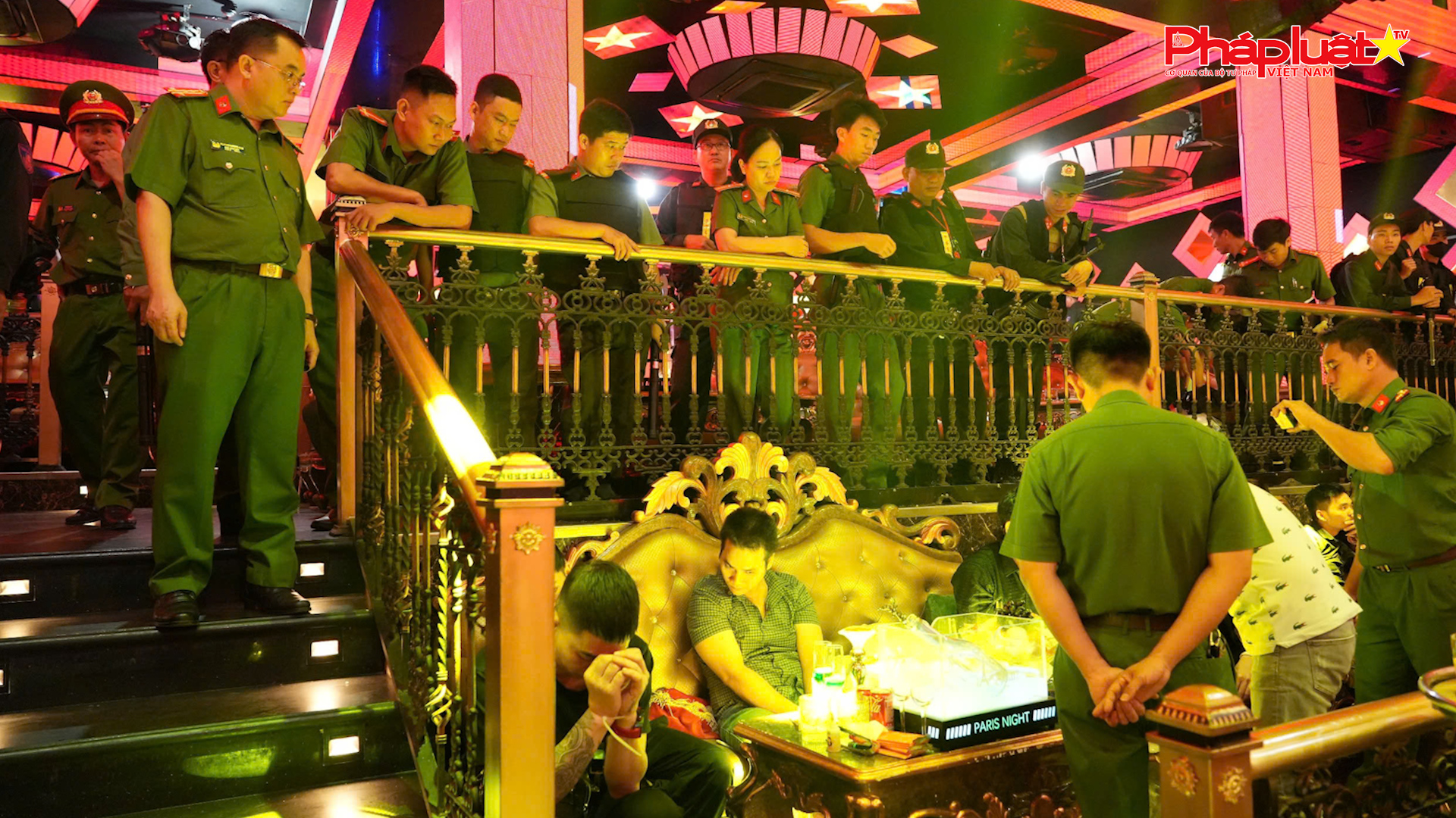 Bình Thuận: Đột kích quán bar Paris Night Club phát hiện chủ quán và hàng chục người dương tính với ma túy