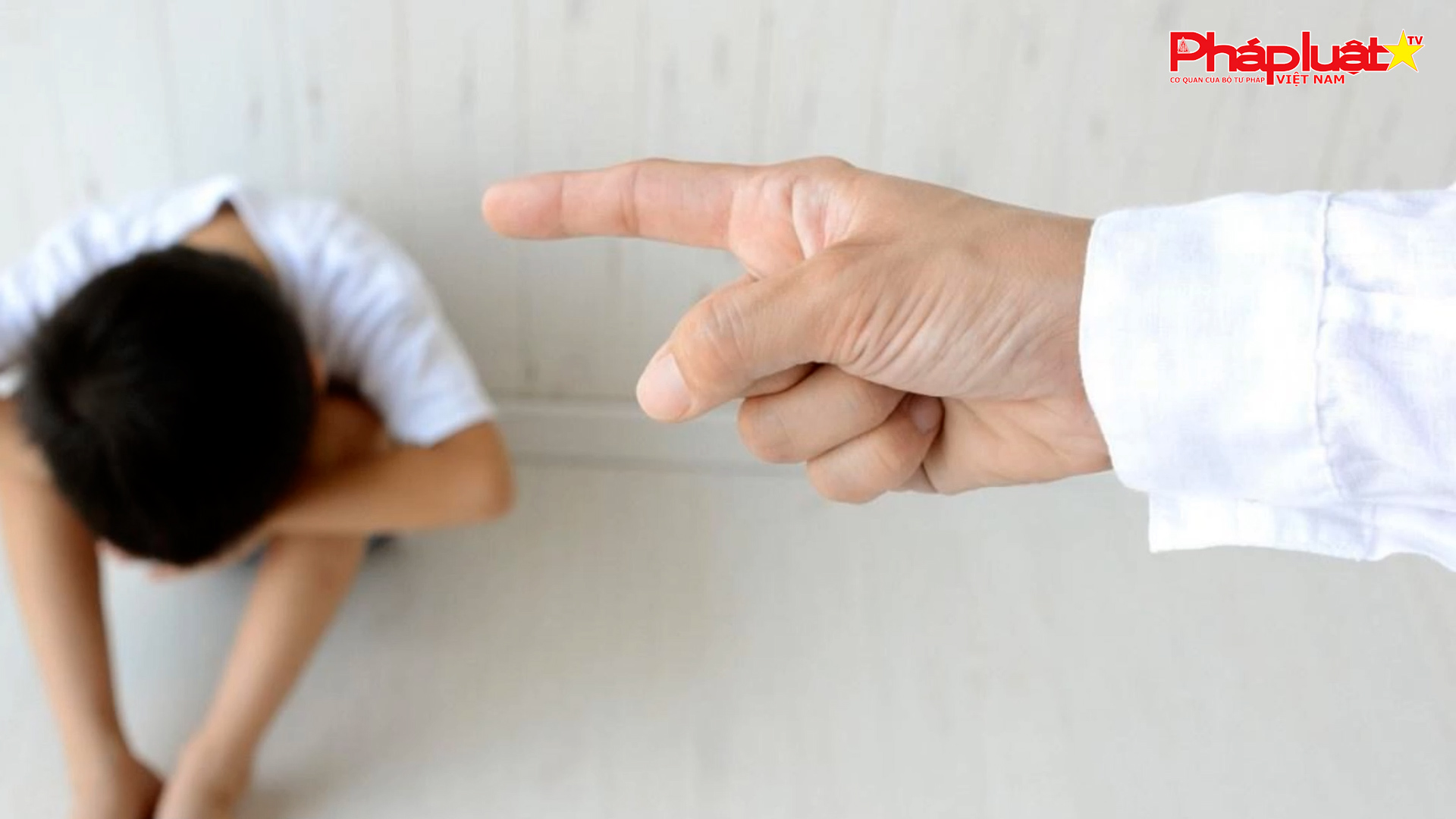 Bản tin Phòng chống Bạo hành Phụ nữ và Trẻ em (ngày 06/5/2025): Người đàn ông bị phạt 10 triệu đồng vì bạo hành con ruột