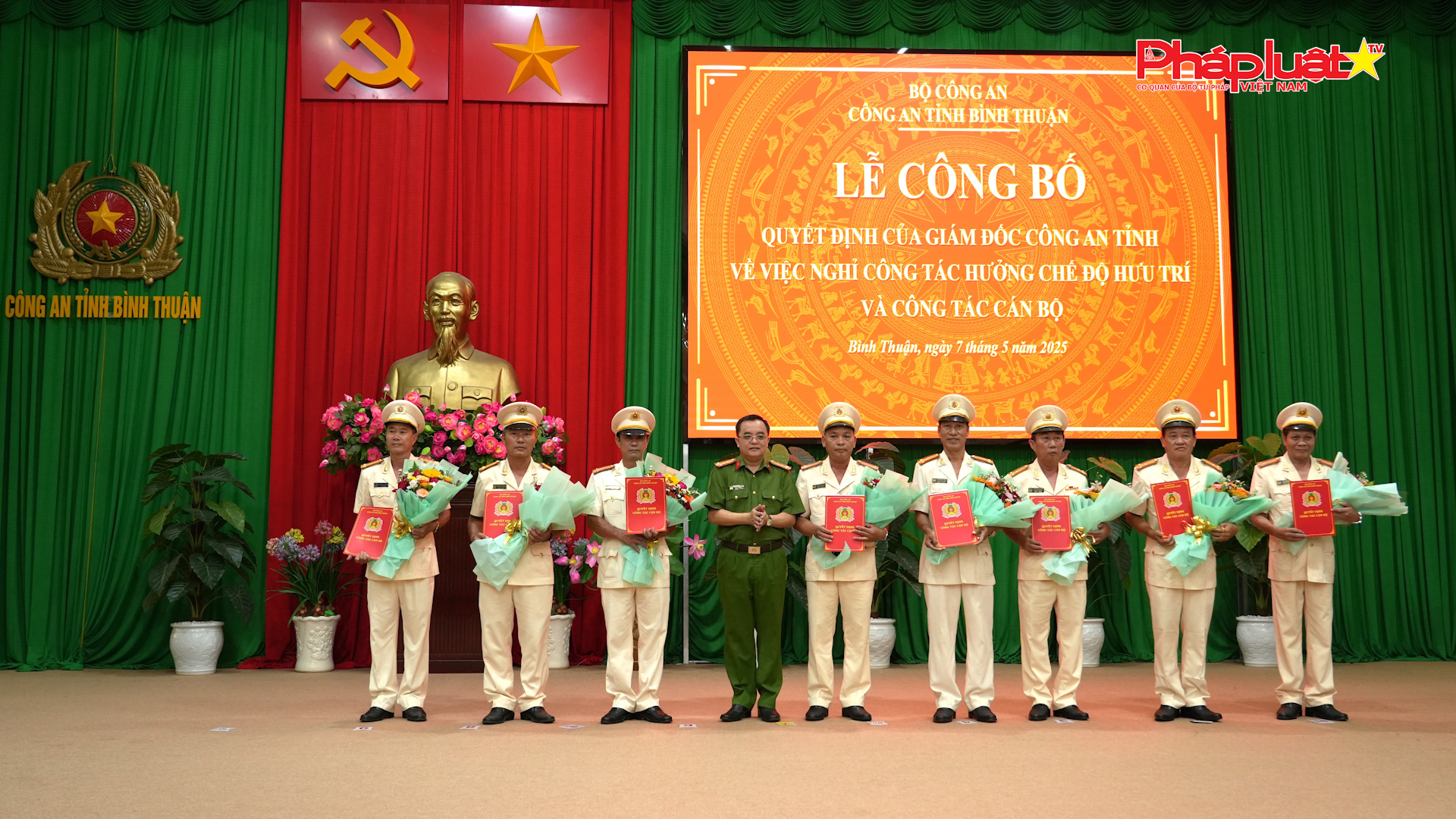 Nhiều lãnh đạo, chỉ huy Công an tỉnh Bình Thuận tình nguyện nghỉ hưu trước tuổi