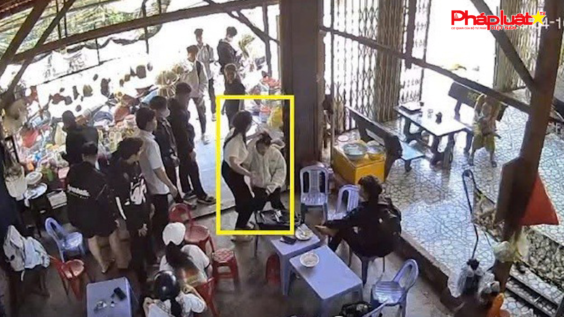 Bản tin Phòng chống Bạo hành Phụ nữ và Trẻ em ( ngày 13/5/2025): 1 tháng, 4 vụ bạo lực học đường gây phẫn nộ dư luận, Chủ tịch Bình Định chỉ đạo 