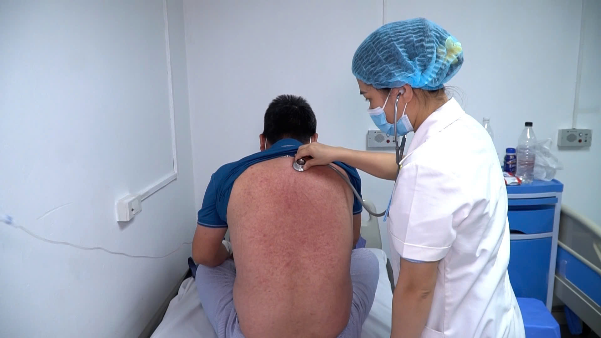 Cảnh báo biến chứng nặng khi người lớn mắc bệnh sởi
