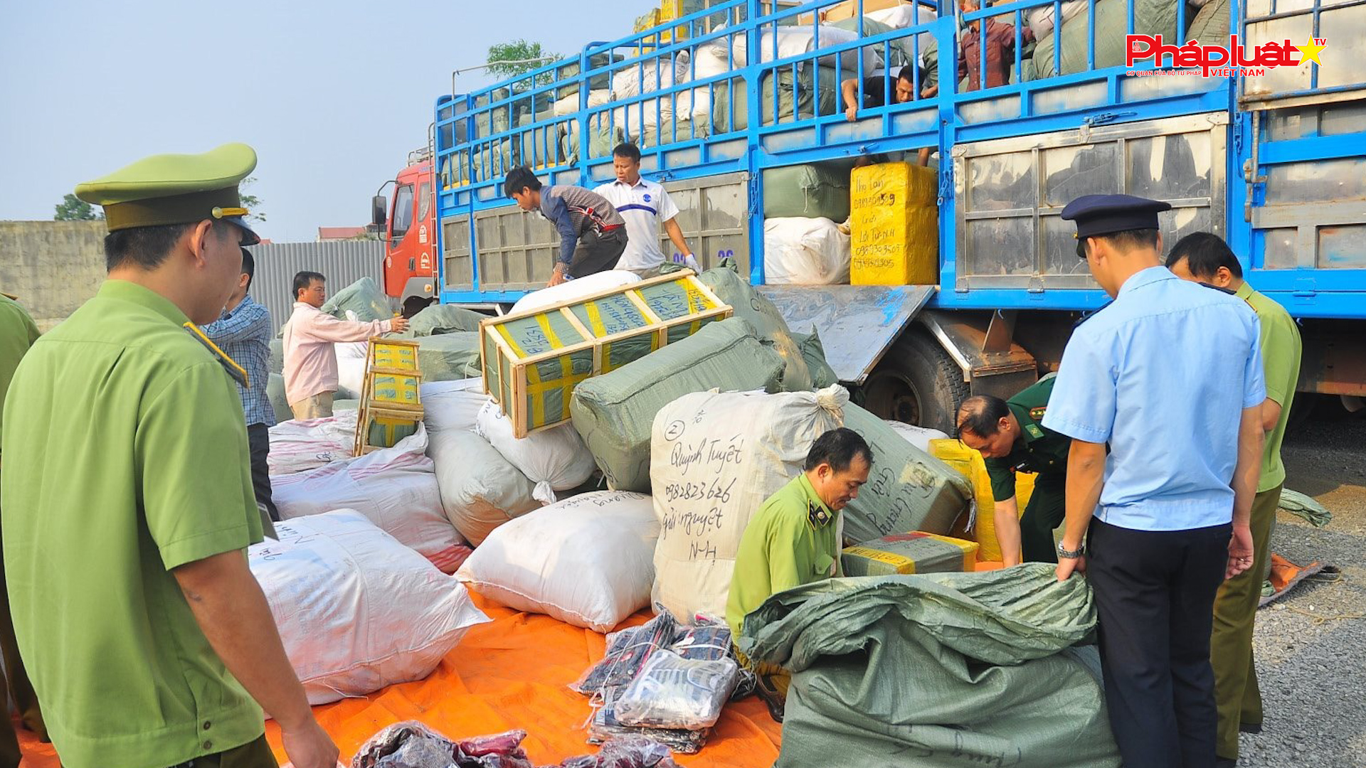 Chuyên mục chung tay cùng doanh nghiệp phòng chống Hàng gian- Hàng giả- Hàng nhái (ngày 19/5/2025): Cao điểm 15/5–15/6 đẩy lùi buôn lậu, hàng giả và gian lận thương mại


