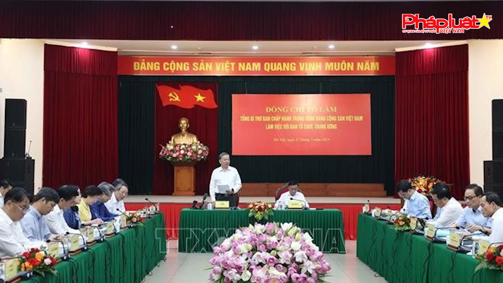 Tổng Bí thư: Khẩn trương tham mưu hoàn thiện tổ chức, bộ máy mới của hệ thống chính trị

