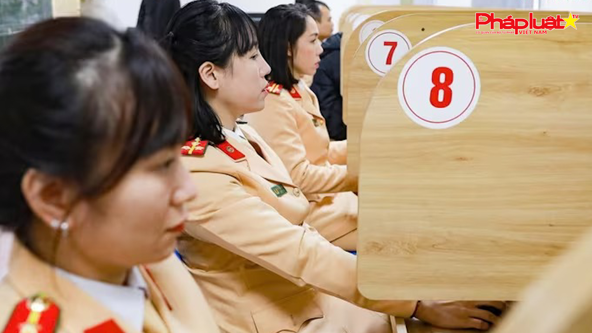 Từ 1/6 siết chuẩn sát hạch lái xe: Bắt đầu từ câu hỏi “điểm liệt”