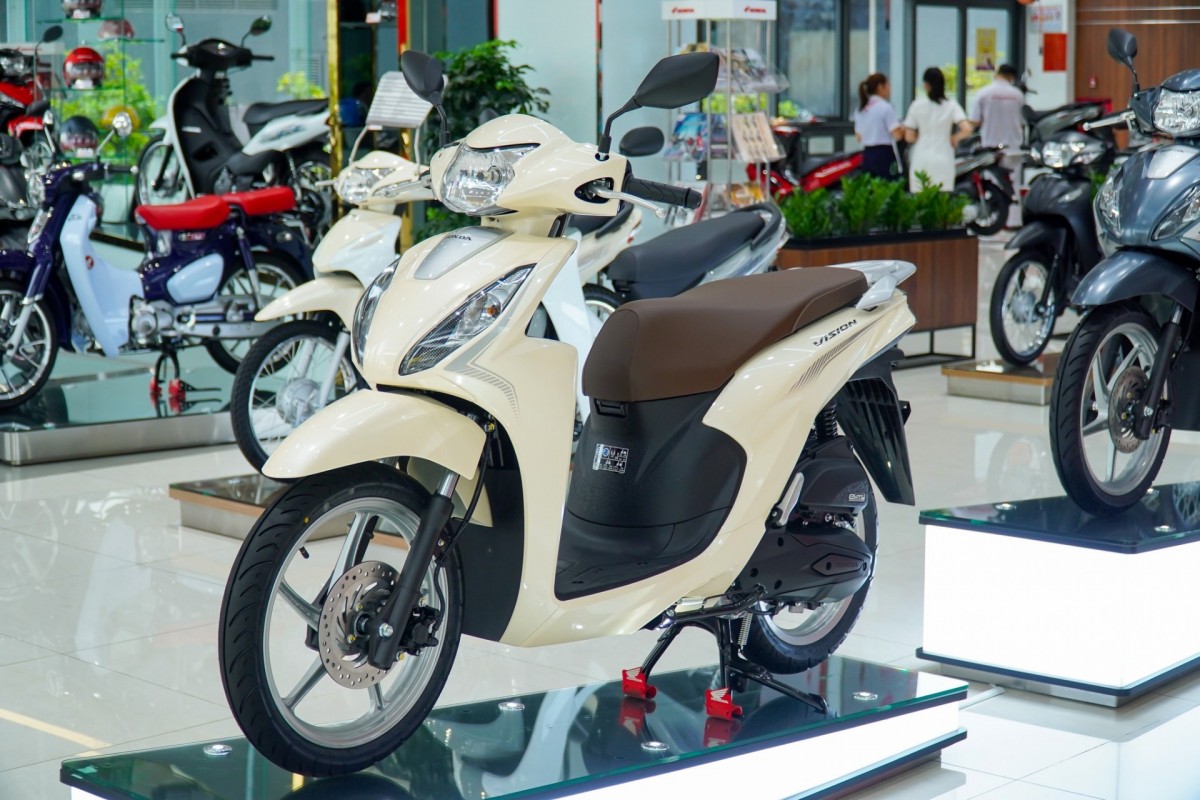 BizNews ngày 30/6/2025: Bộ Tài Chính đề xuất giảm lệ phí trước bạ xe máy trên toàn quốc