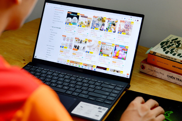 BizNews ngày 28/7/2025: Hơn 80.000 shop online rời sàn thương mại điện tử sau nửa đầu năm 2025