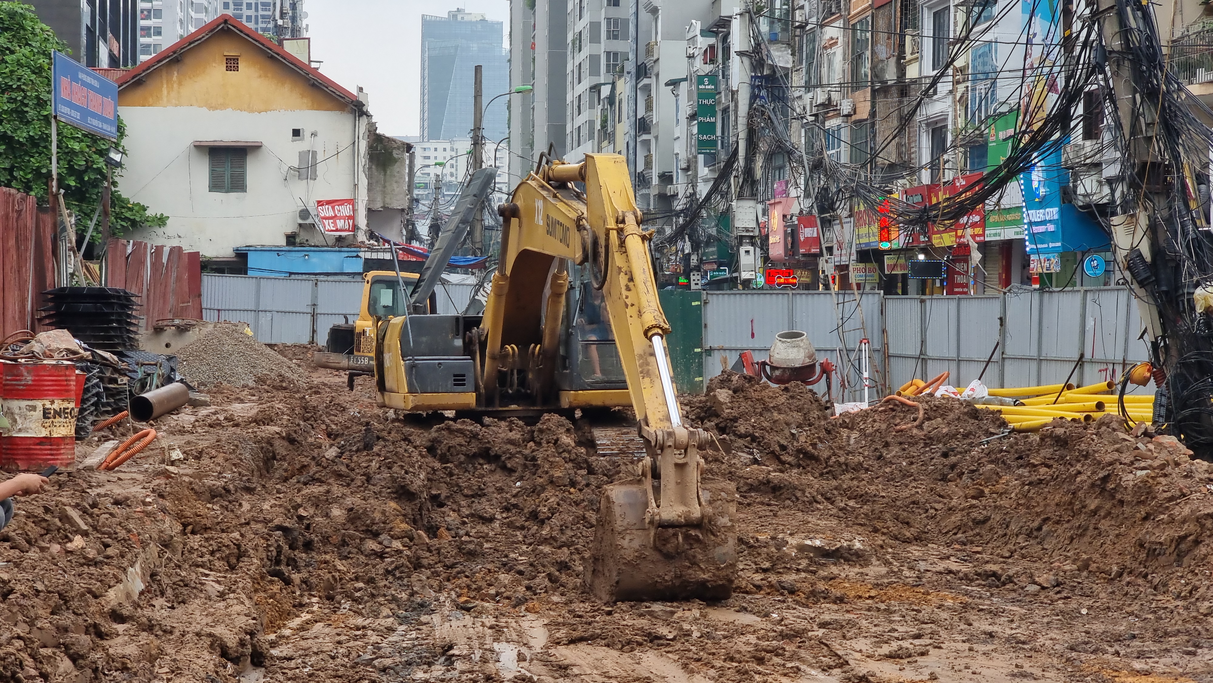 Tiến độ mở rộng đường nguyễn Tuân giờ ra sao, có kịp về đích không?