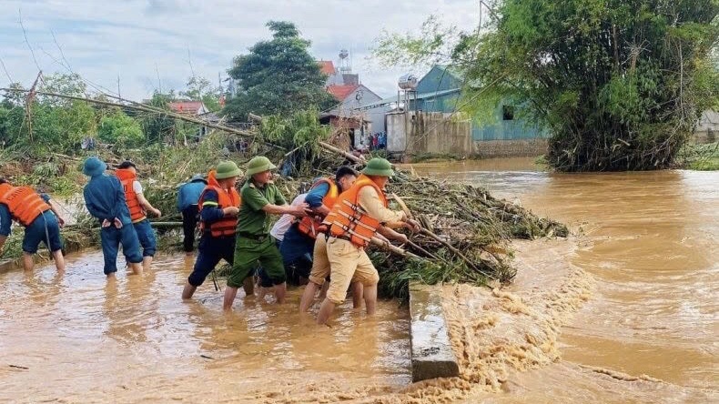 Chủ động phương án “4 tại chỗ” ứng phó siêu bão Ragasa