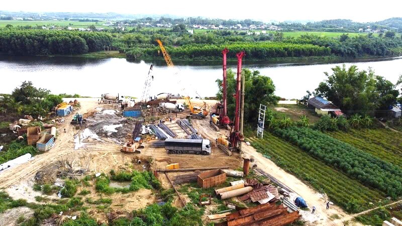 Bản tin Đầu tư công ngày 26/9/2025: Sau 8 tháng, Quảng Ngãi vẫn chưa giải ngân hơn 320 tỷ đồng vốn từ nguồn thu đất đai