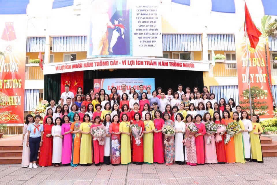 Tri ân thầy cô nhân Ngày Nhà giáo Việt Nam 20/11