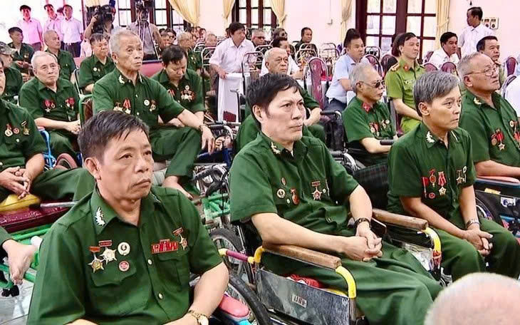 Bản tin Truyền thông Chính sách: Bổ sung điều kiện công nhận liệt sĩ, thương binh