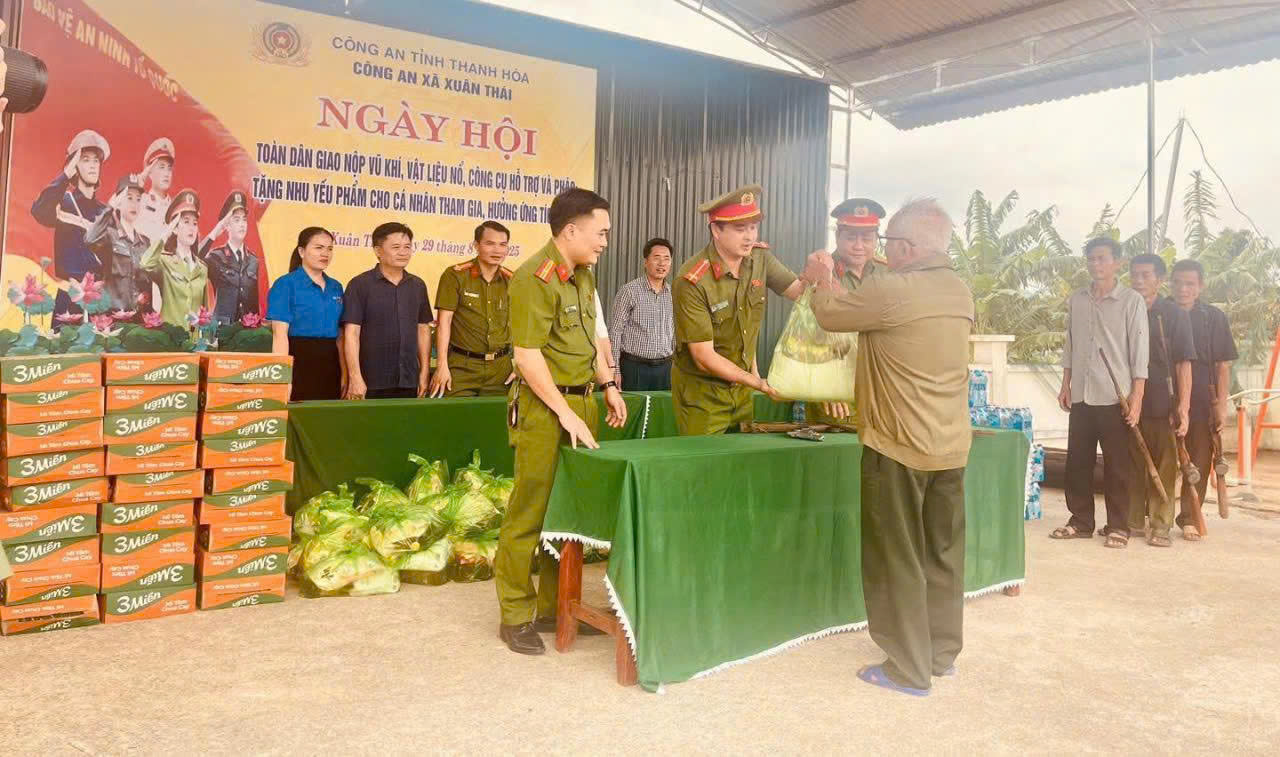 Hiệu quả mô hình “Đổi quà lấy vũ khí, vật liệu nổ, công cụ hỗ trợ”