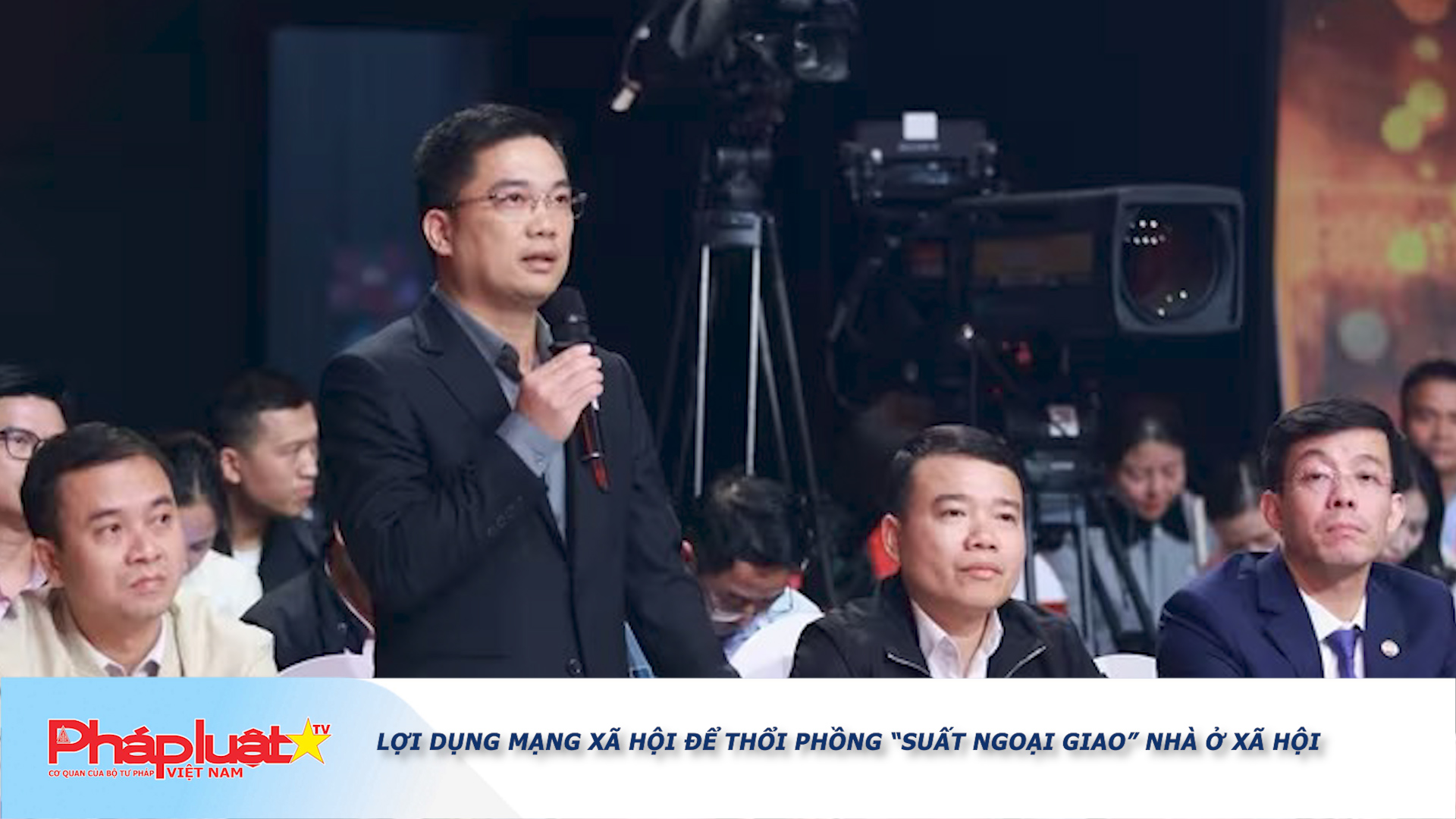 Bản tin Pháp luật & Cộng đồng mạng (ngày 05/12/2025):  Lợi dụng mạng xã hội để thổi phồng “suất ngoại giao” nhà ở xã hội