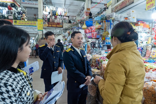 Bộ Tài chính đang đề xuất hộ kinh doanh có doanh thu dưới 1 tỉ đồng/năm không bắt buộc sử dụng hóa đơn điện tử