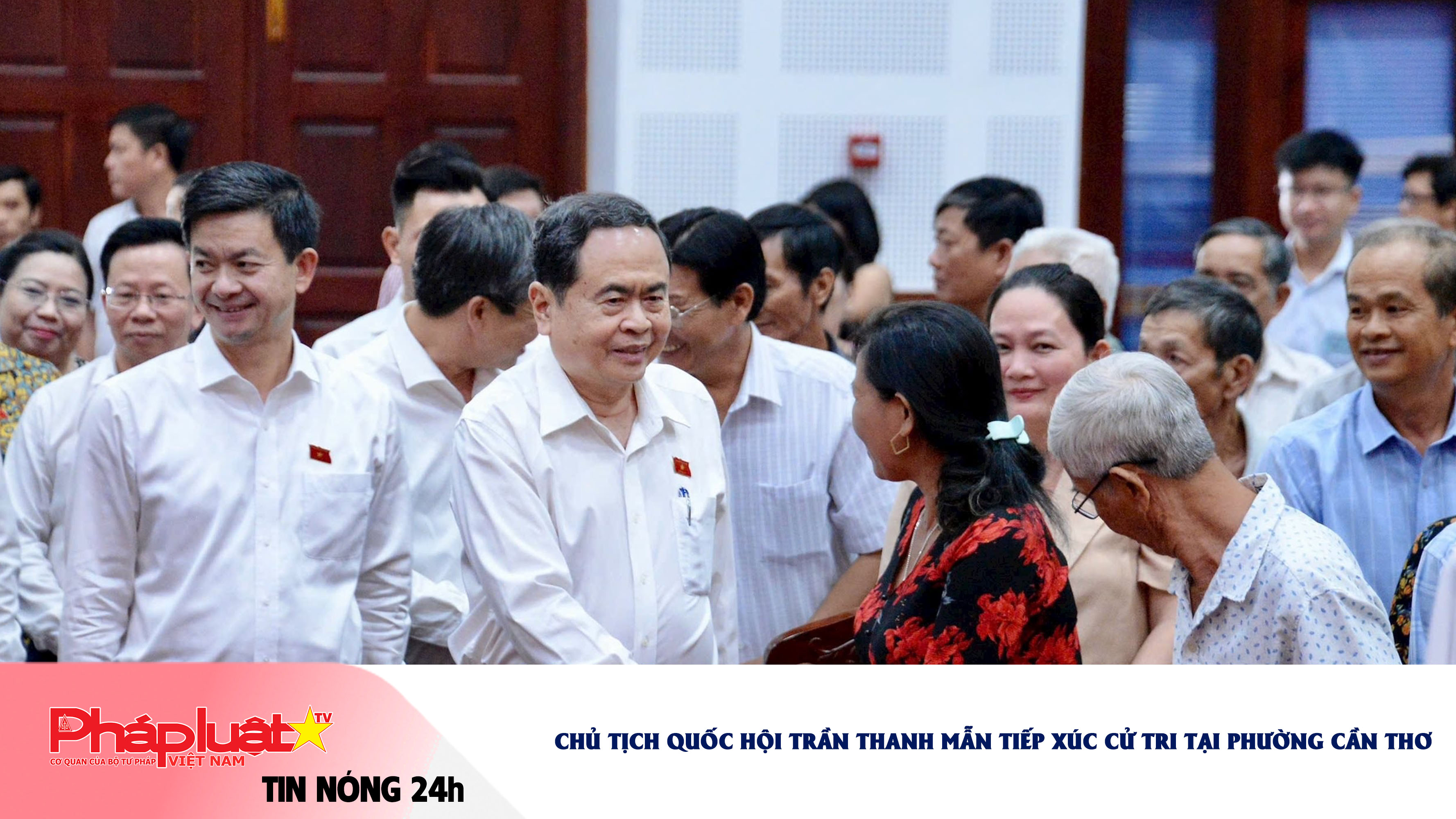 Tin nóng 24h (ngày 13/12/2025):  Chủ tịch Quốc hội Trần Thanh Mẫn tiếp xúc cử tri tại phường Cần Thơ