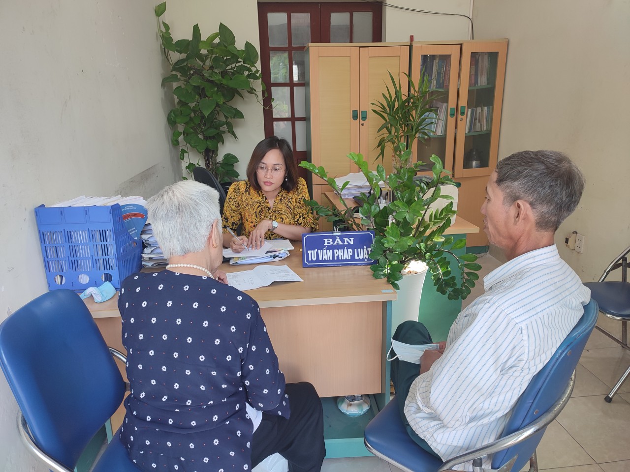 Trợ giúp pháp lý vì lợi ích người dân, đặc biệt người yếu thế, người dân tộc thiểu số