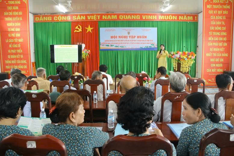 Nâng cao năng lực, kiến thức trợ giúp pháp lý cho người nghèo