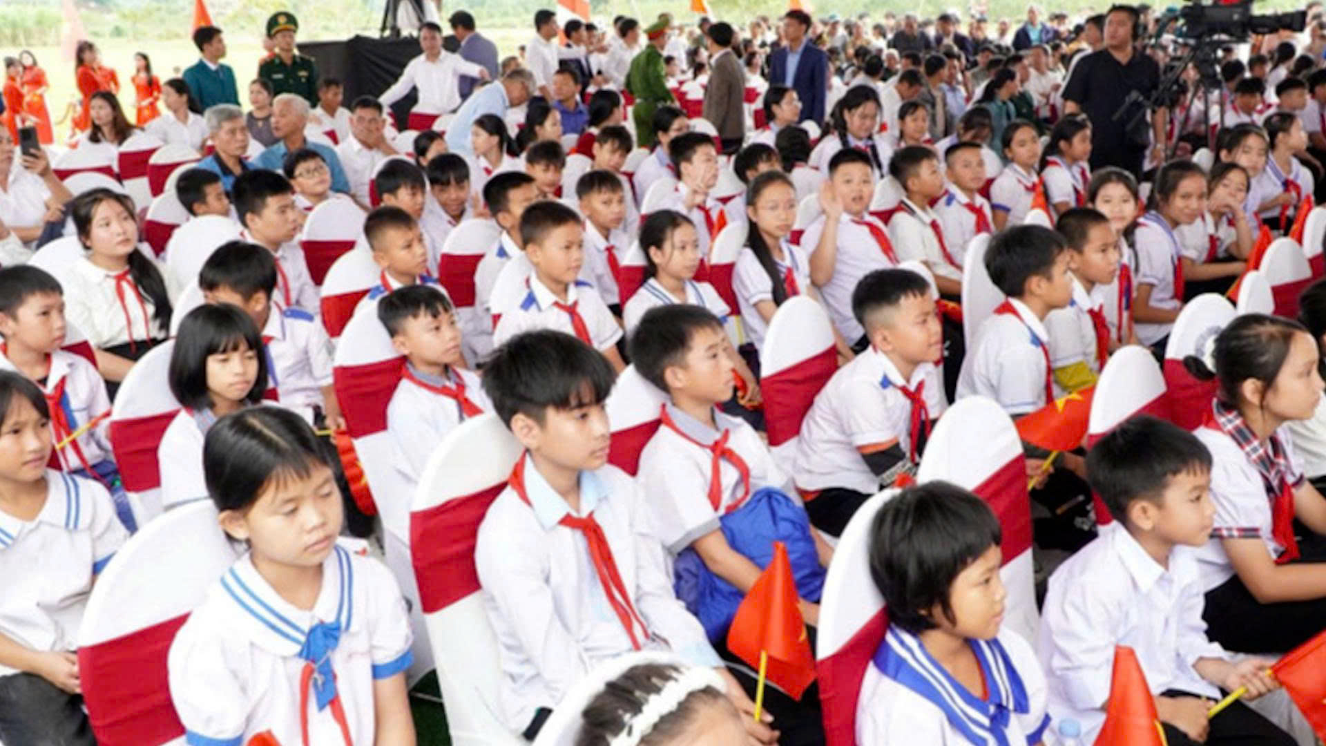 Bản tin Truyền thông Chính sách ngày 25/12/2025: Nhiệm vụ và quyền hạn của trường phổ thông nội trú