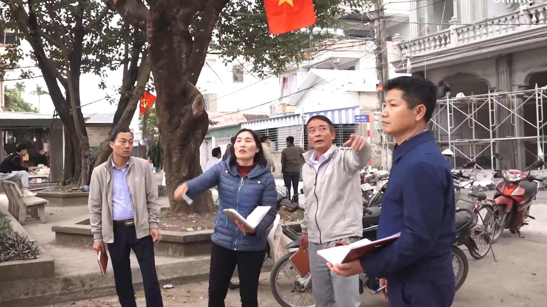 Xã Hương Sơn tăng cường kiểm tra, giám sát bảo đảm cảnh quan xanh – sạch – đẹp trên địa bàn