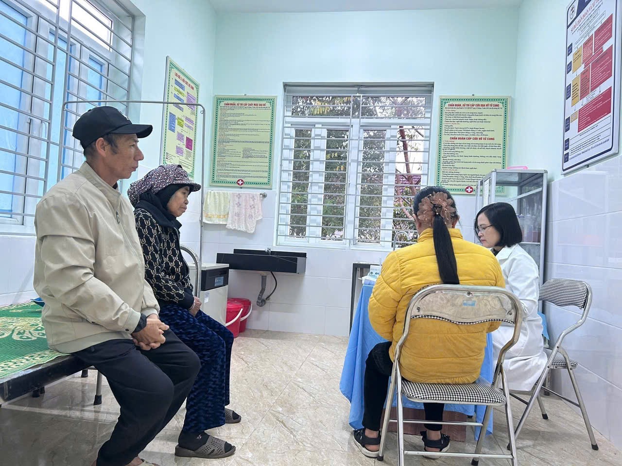 Nơi yêu thương bắt đầu từ những nhịp tim người thầy thuốc