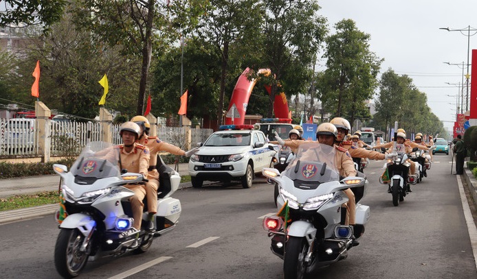 Siết chặt trật tự và đảm bảo an toàn giao thông dịp Tết Nguyên Đán