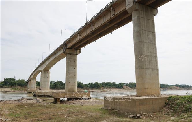 Tiếp tục điều tra vụ trụ cầu sông Lô trơ lõi thép