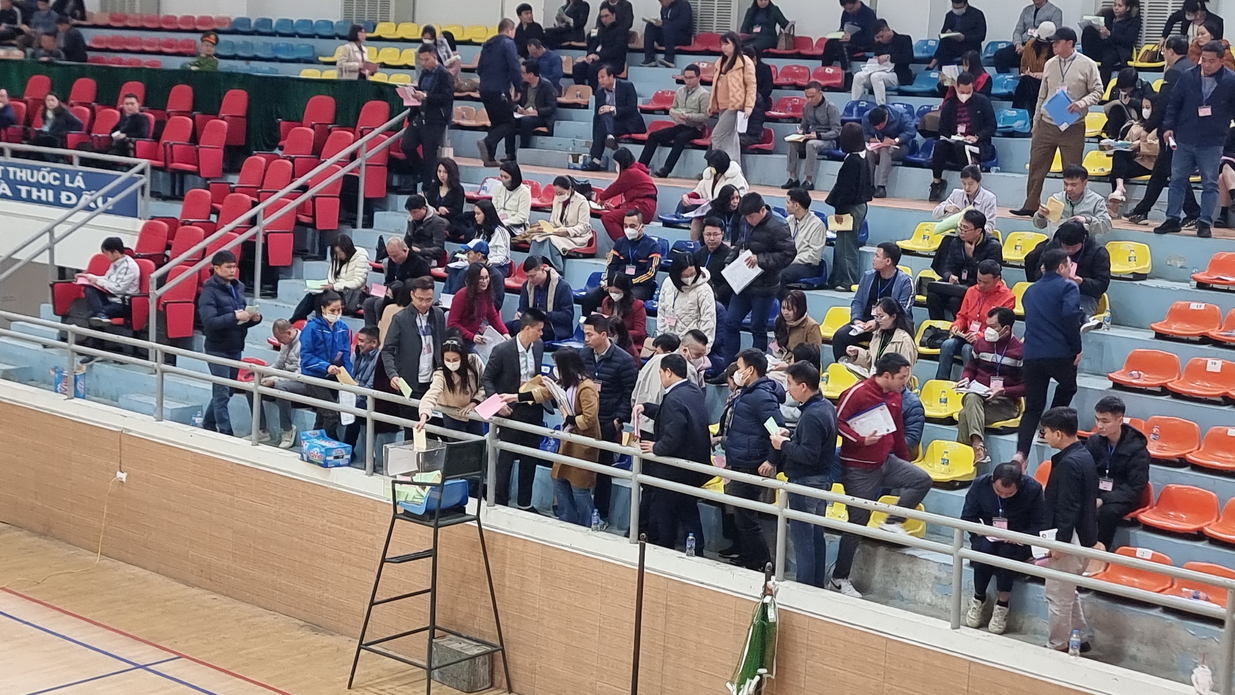 Ngân sách thu tiền tỷ từ các phiên đấu giá những ngày cuối năm