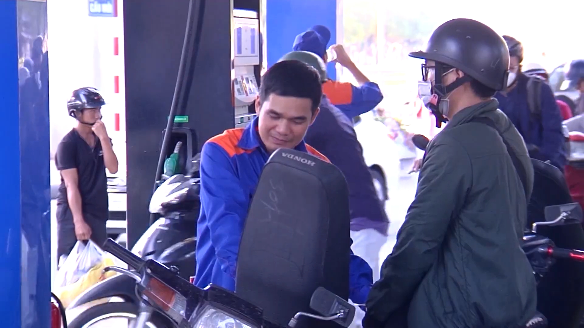 Điều chỉnh thời gian điều hành giá xăng dầu dịp Tết Nguyên đán Bính Ngọ 2026