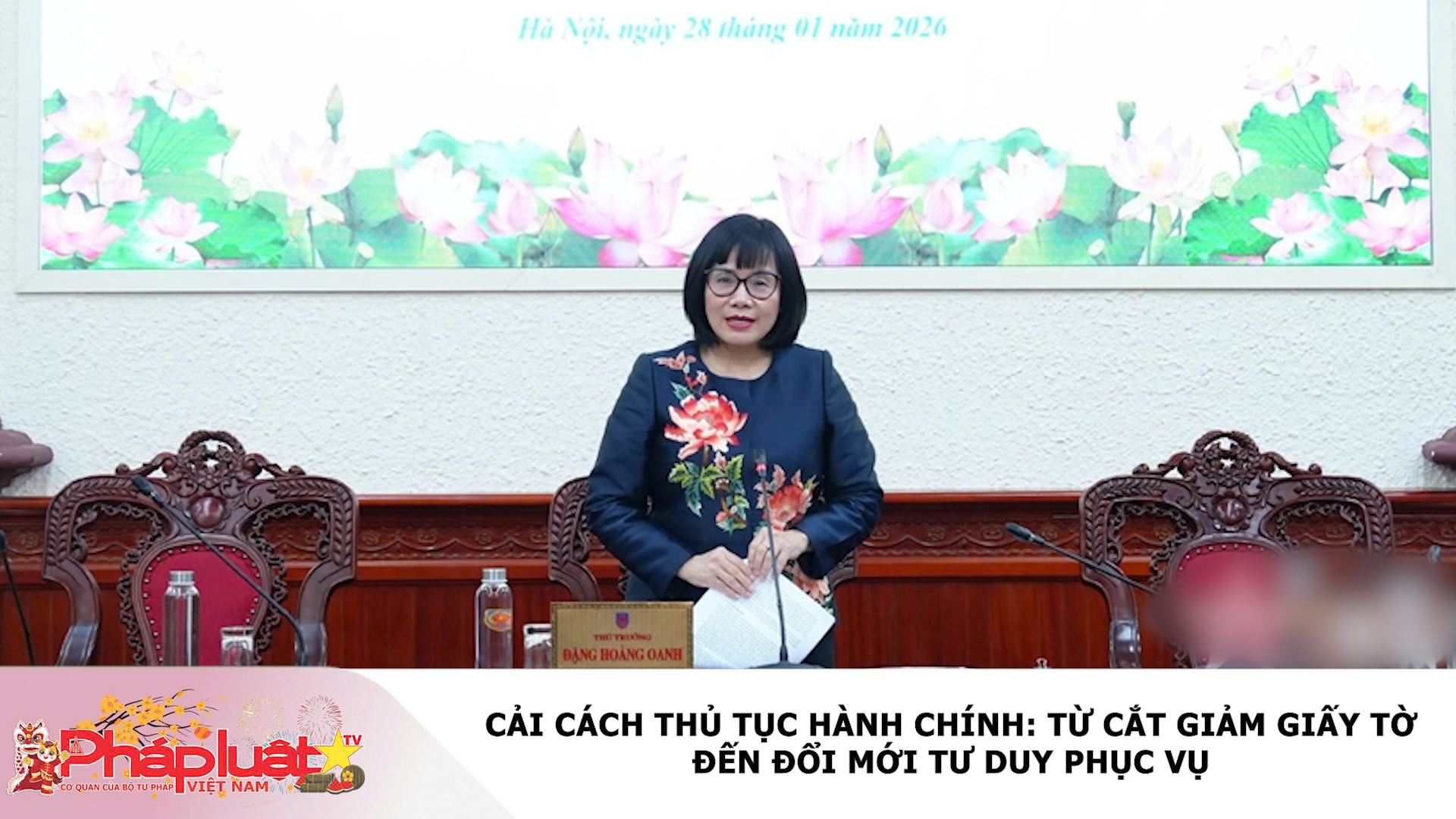 Cải cách thủ tục hành chính: Từ cắt giảm giấy tờ đến đổi mới tư duy phục vụ