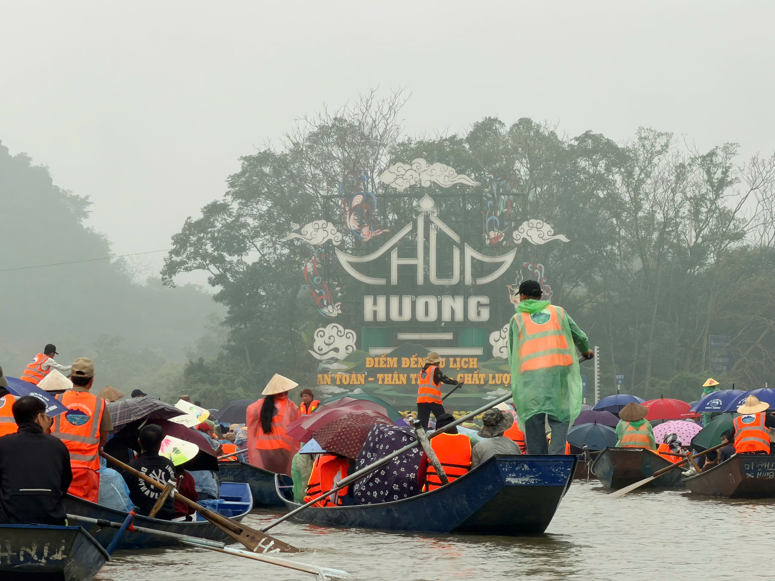 Chùa Hương vào hội với nhiều đổi mới
