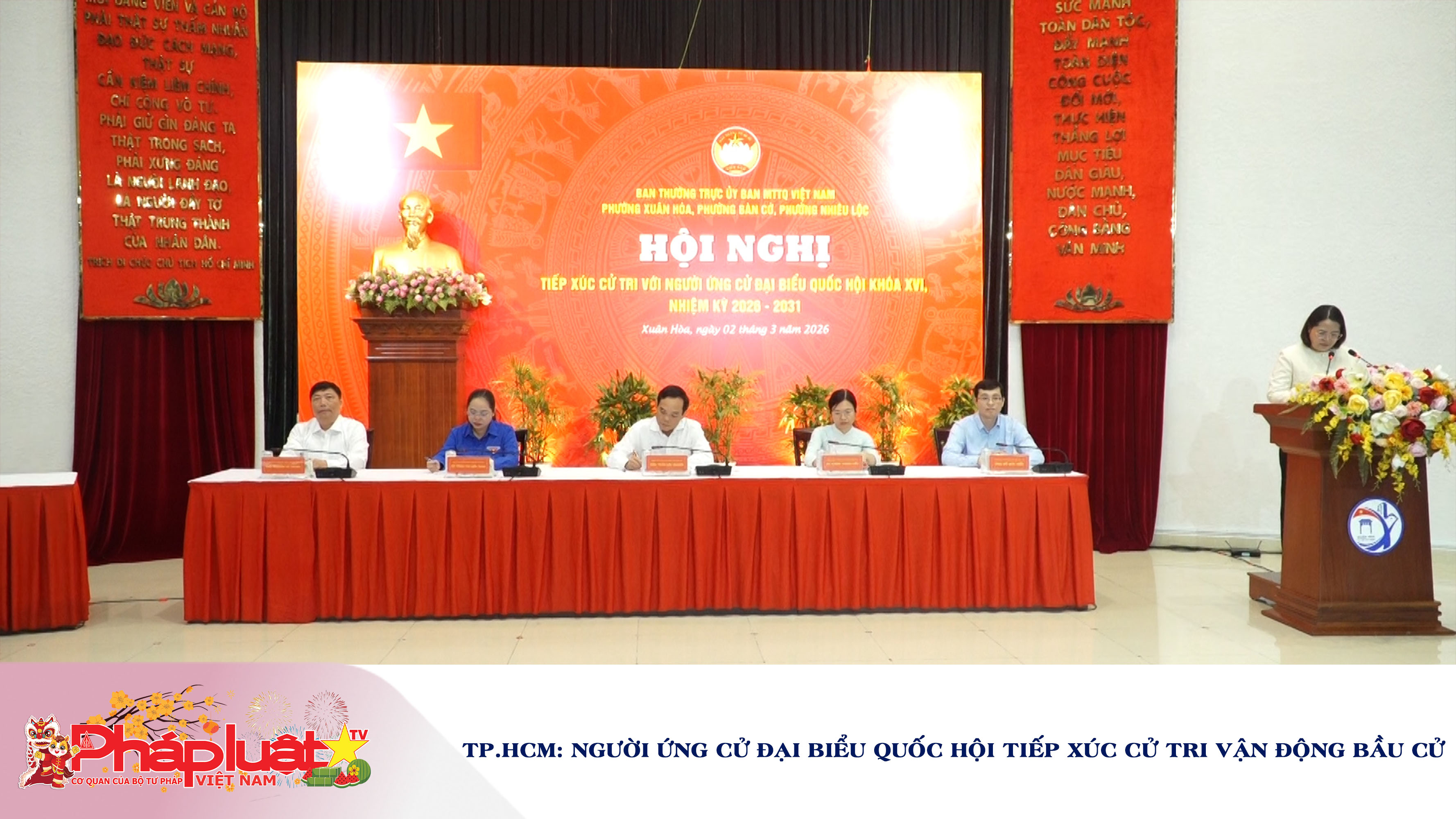 TP.HCM: Người ứng cử đại biểu quốc hội tiếp xúc cử tri vận động bầu cử