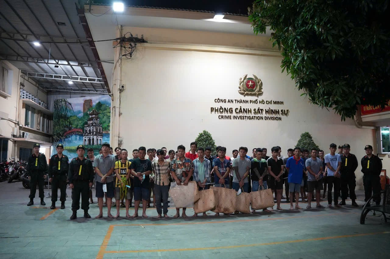 Triệt xóa sới bạc, đá gà quy mô lớn ở TPHCM