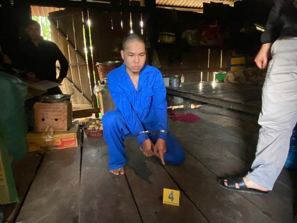 Bắt giữ đối tượng tưới xăng dọa đốt vợ hờ ở Quảng Ngãi