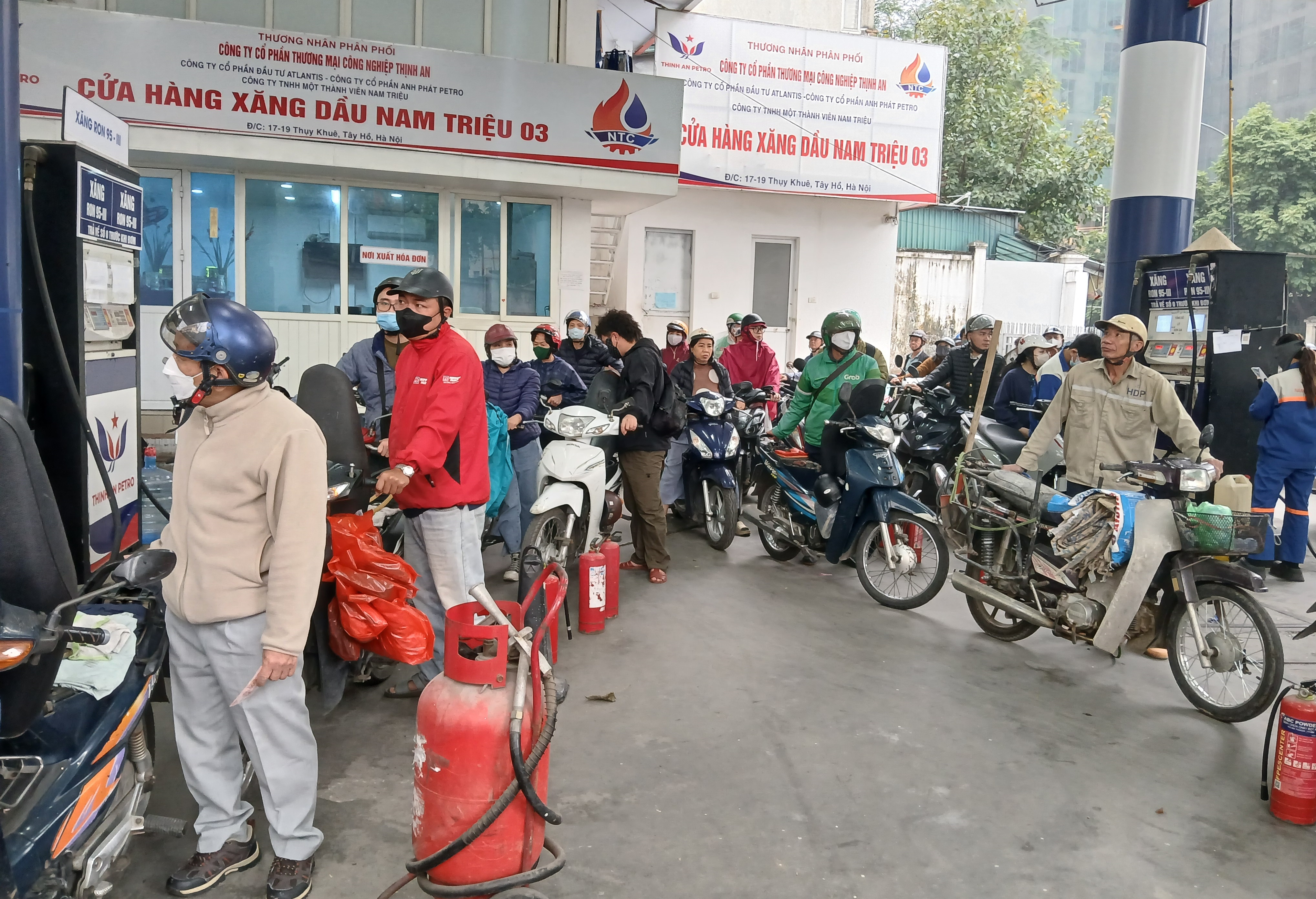 Chính thức: Giảm thuế nhập khẩu một số mặt hàng xăng dầu về 0%