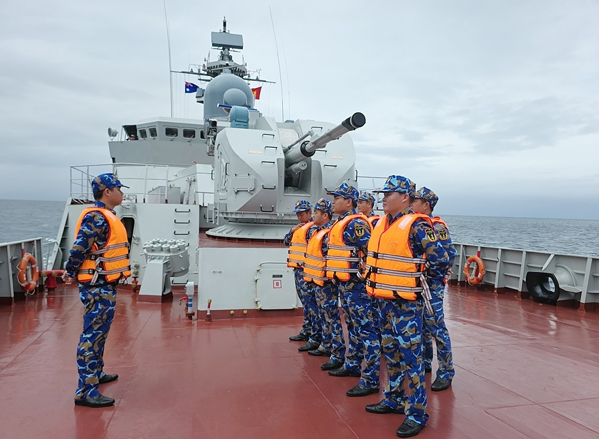 Tàu 016 - Quang Trung đã sẵn sàng cho lễ duyệt binh tàu hải quân quốc tế