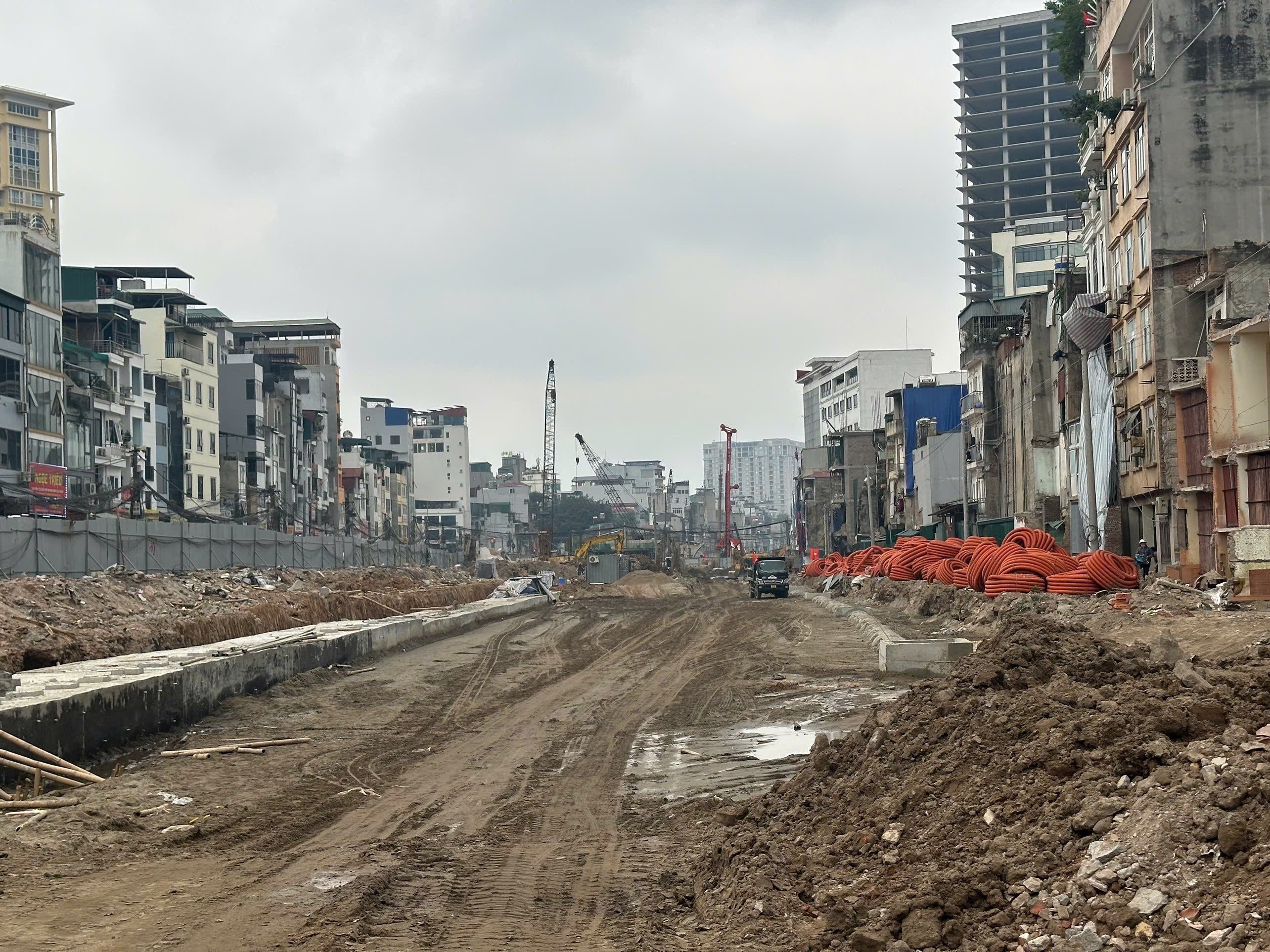 Phấn đấu hoàn thành dự án đường Vành đai 1, đoạn Hoàng Cầu-Voi Phục trong năm 2026