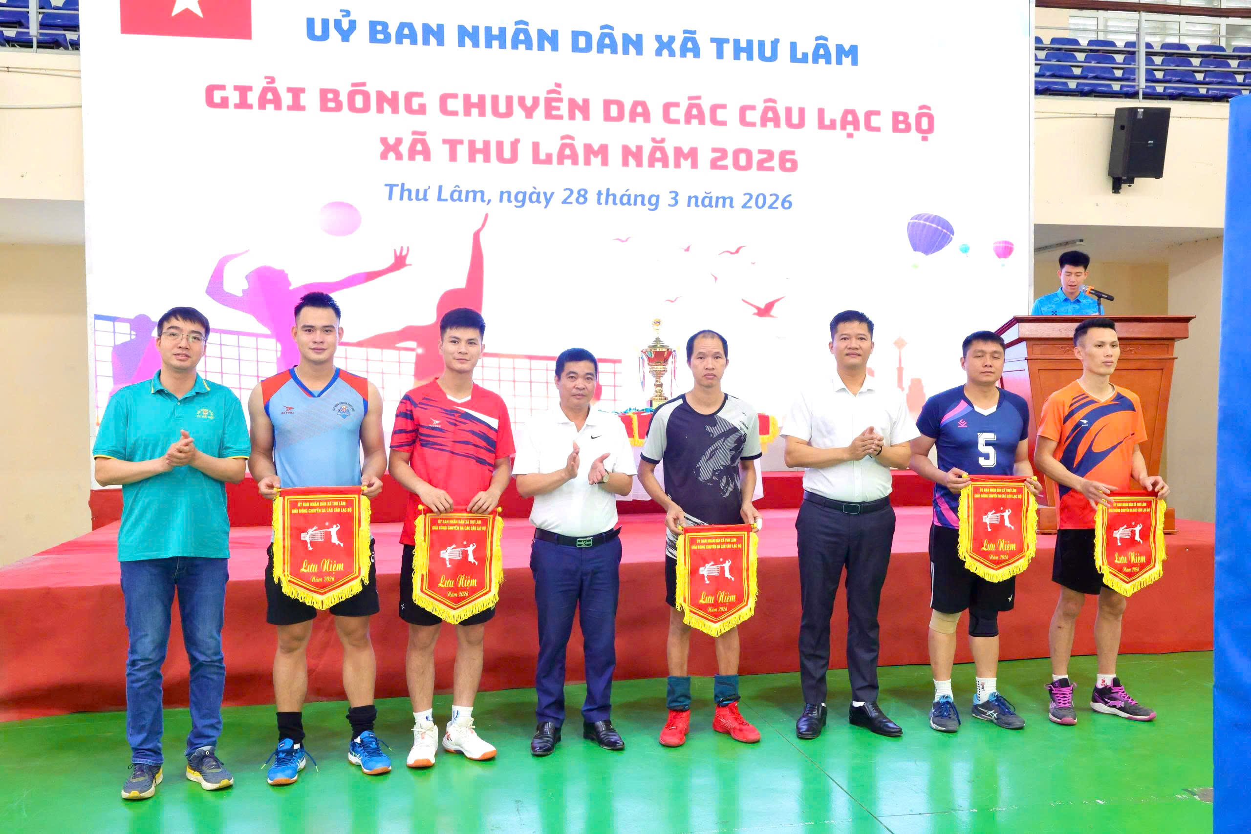 Sôi nổi Giải Bóng chuyền Da các Câu lạc bộ xã Thư Lâm