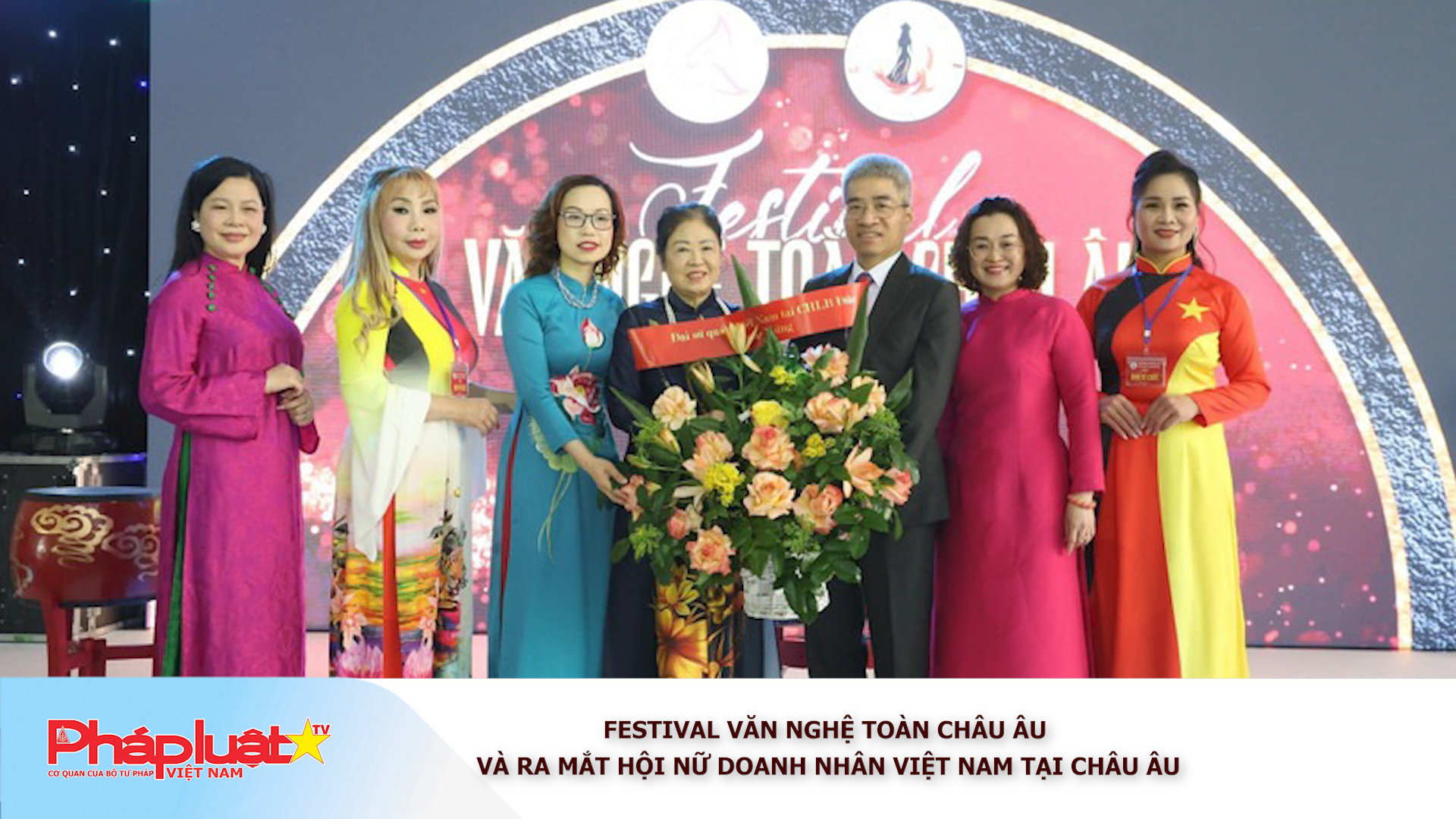 Festival Văn nghệ toàn Châu Âu và ra mắt Hội Nữ Doanh nhân Việt Nam tại Châu Âu

