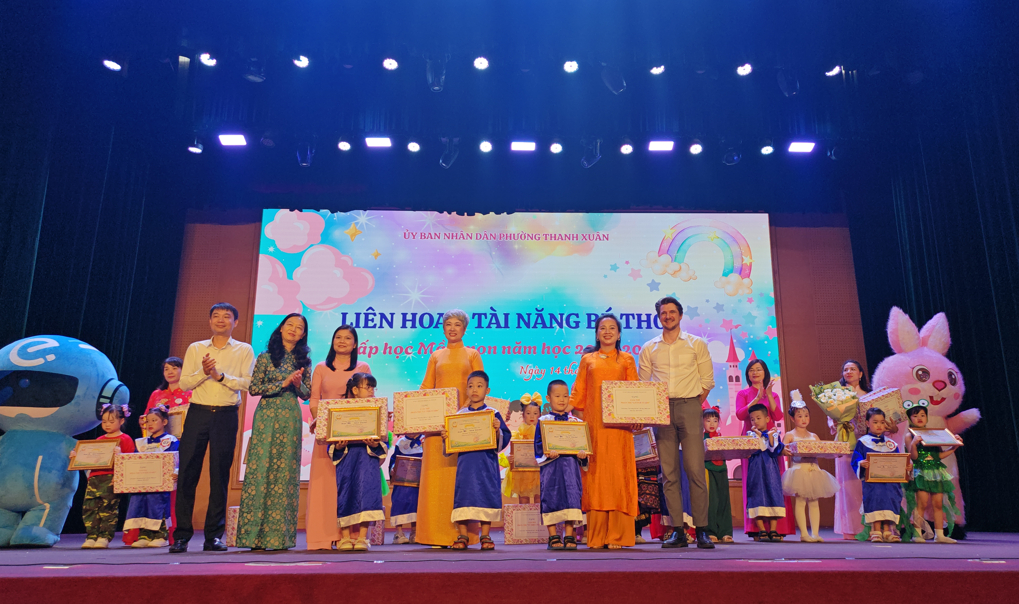Trường mầm non Nguyễn Tuân giành giải cao trong Liên hoan tài năng bé thơ 2026