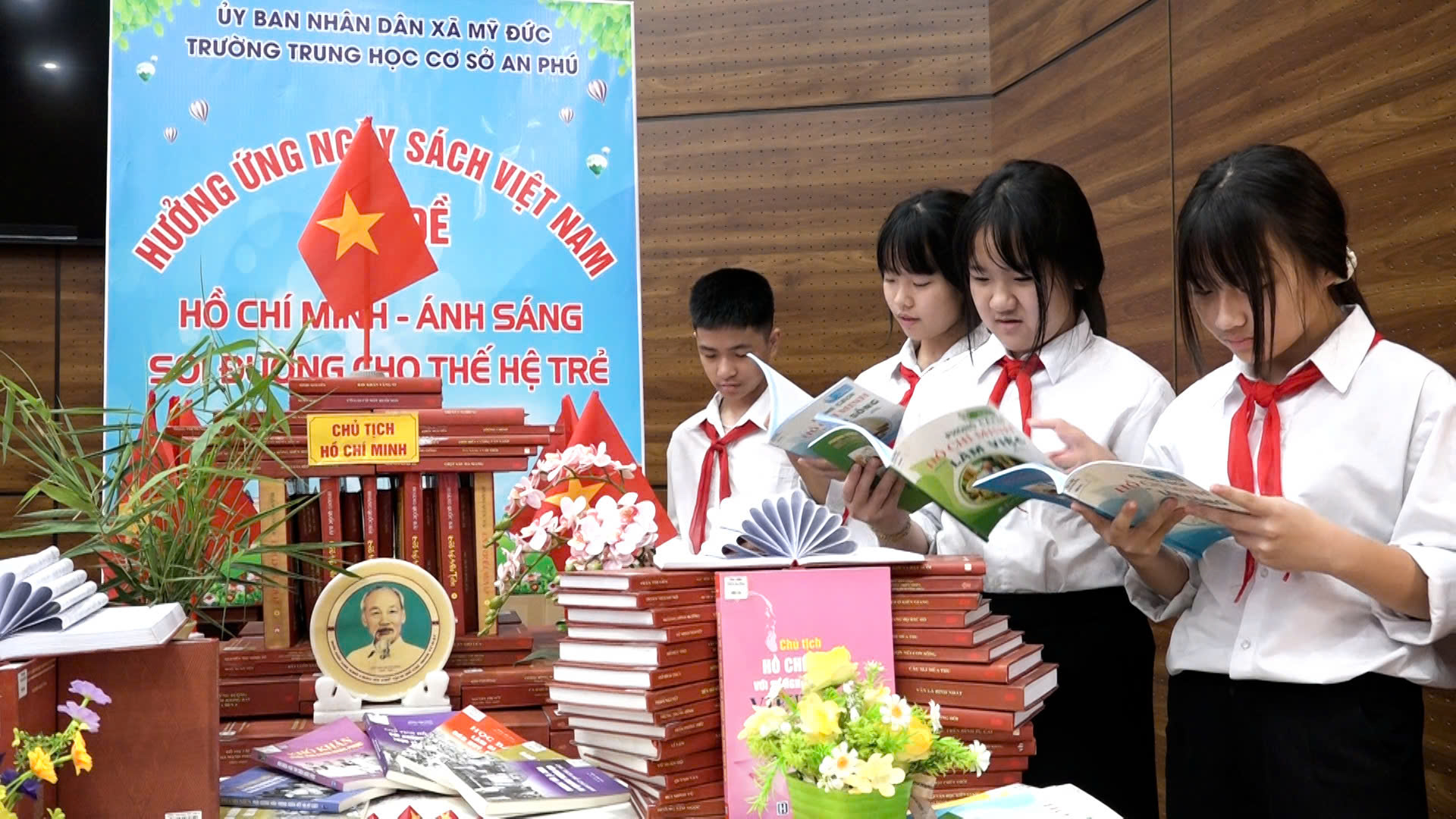 Xã Mỹ Đức (Hà Nội) lan tỏa tình yêu sách trong thế hệ trẻ