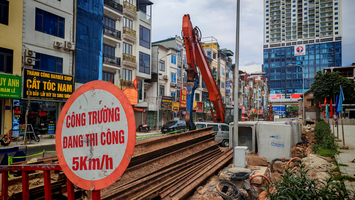 Dự án đường Nguyễn Tuân bao giờ về đích khi đã “trễ hẹn”?