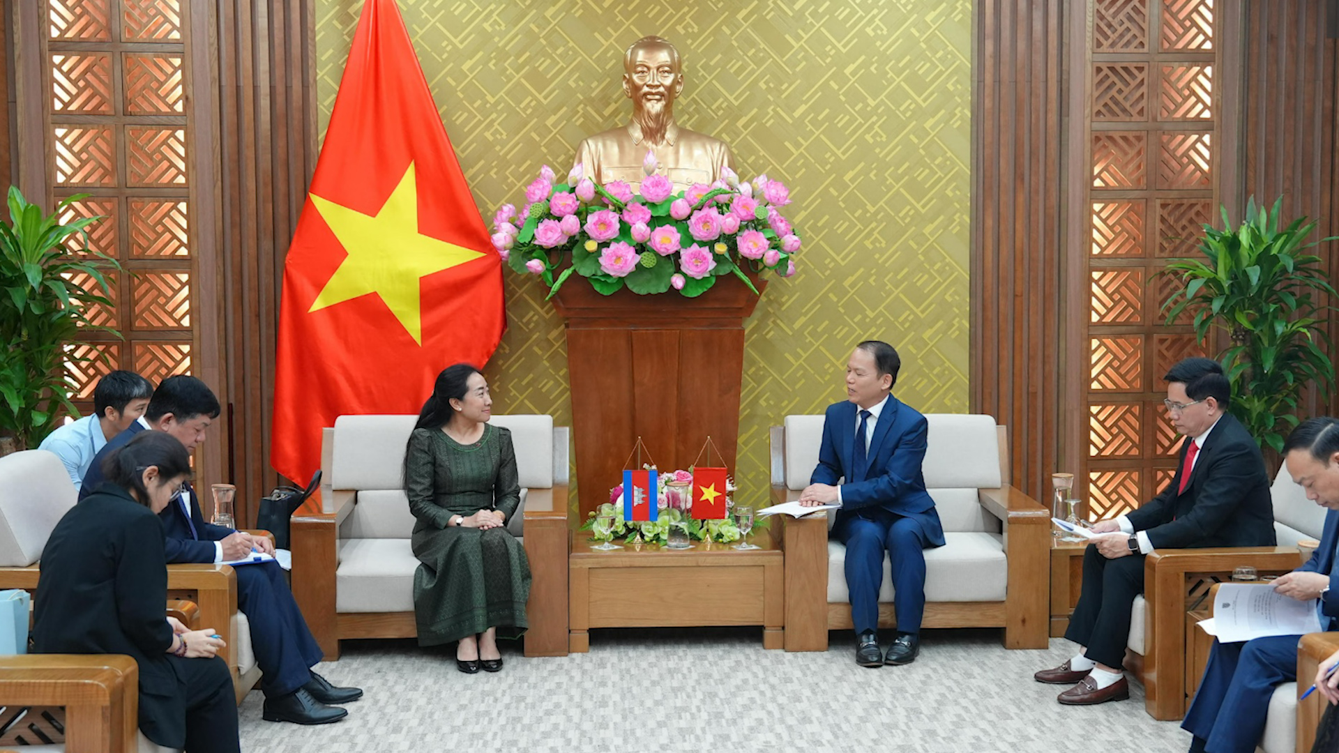 Đẩy mạnh hợp tác pháp luật, tư pháp Việt Nam – Campuchia trong giai đoạn mới