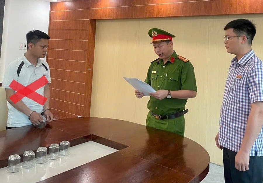 Lừa đảo chiếm đoạt tài sản, nguyên cán bộ Ban giải phóng mặt bằng bị khởi tố