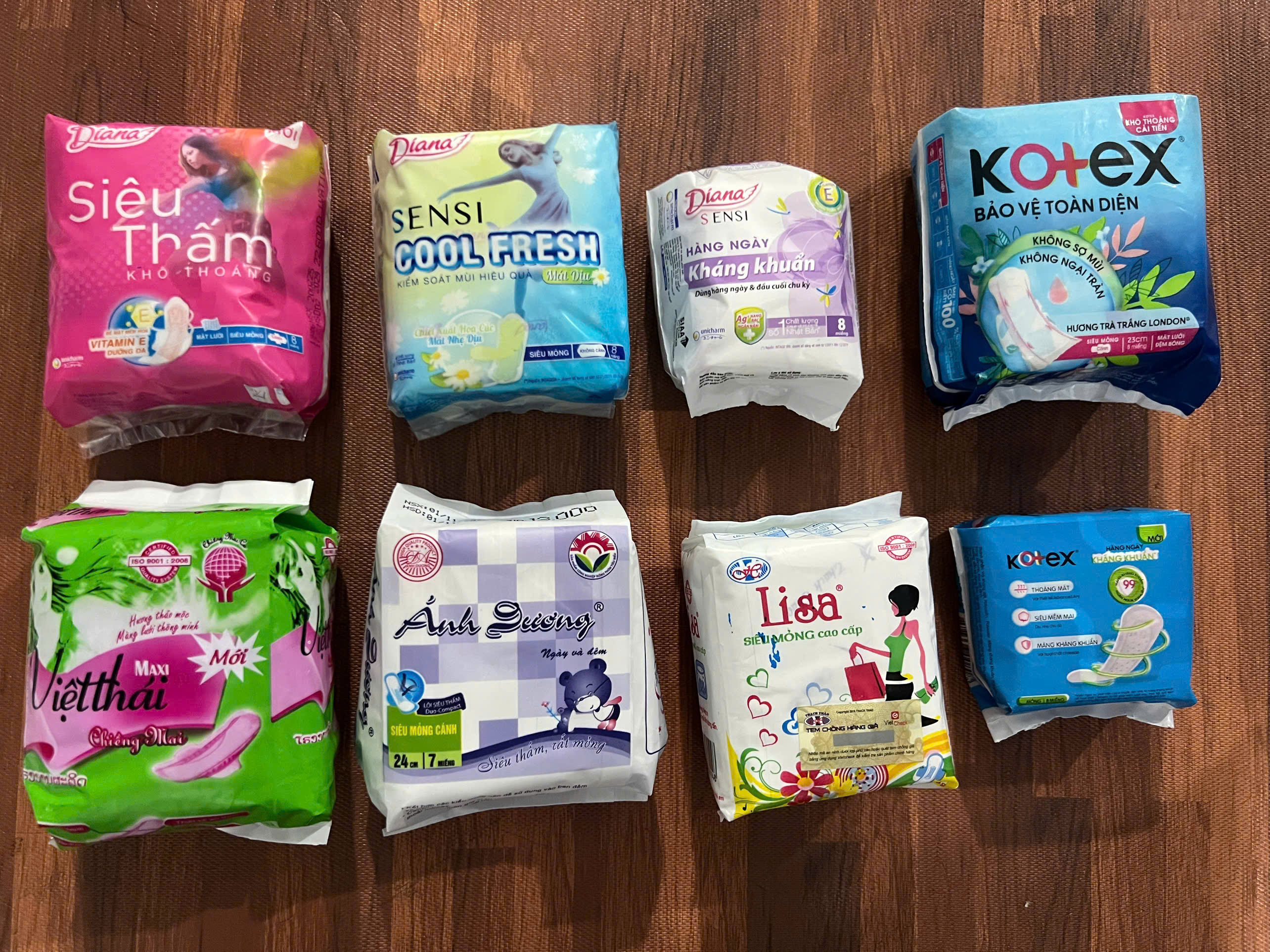 Hàng chục nghìn gói băng vệ sinh Kotex, Lisa, Diana… bị làm giả