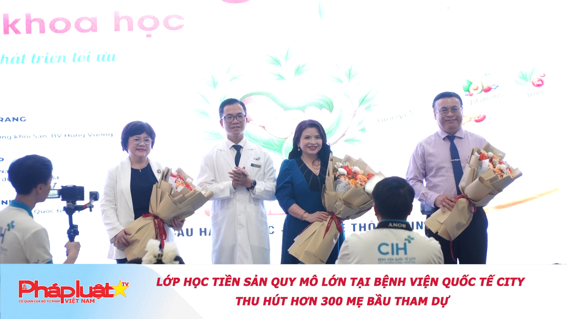 Lớp học tiền sản quy mô lớn tại bệnh viện quốc tế city thu hút hơn 300 mẹ bầu tham dự