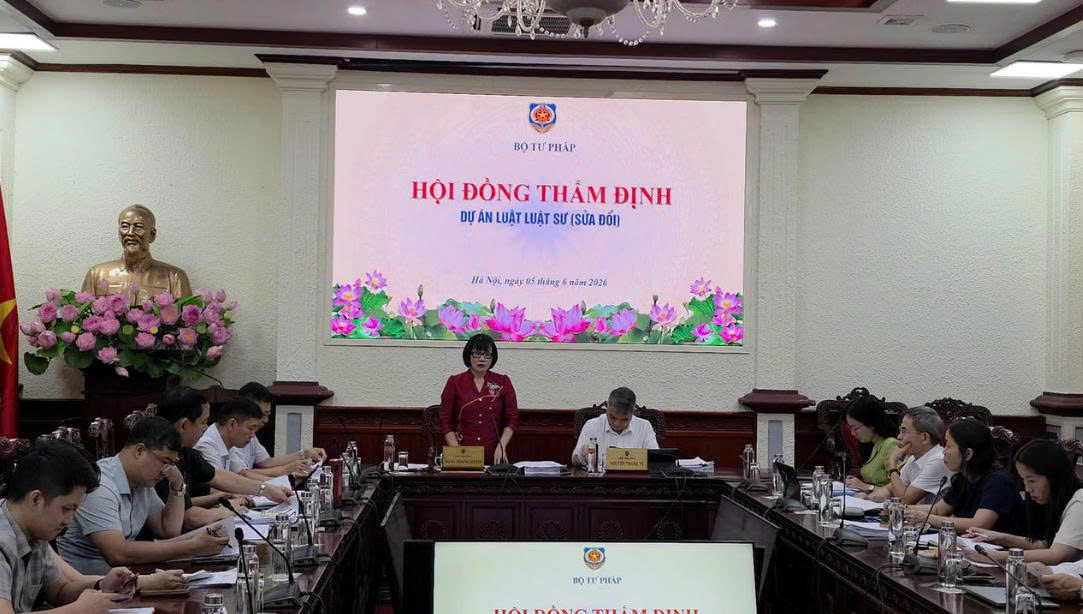 Đề xuất hoàn thiện cơ sở pháp lý cho luật sư tập sự tham gia tố tụng