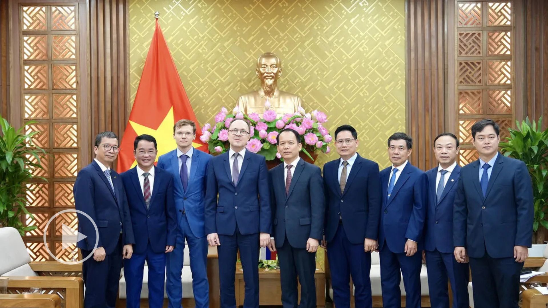 Hợp tác pháp luật Việt Nam – Liên bang Nga ngày càng đi vào chiều sâu
